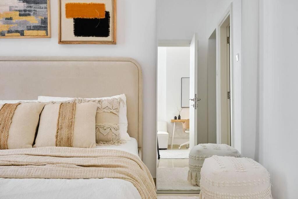 Modern 1-bedroom In Marina Botanica Tower Apartment *